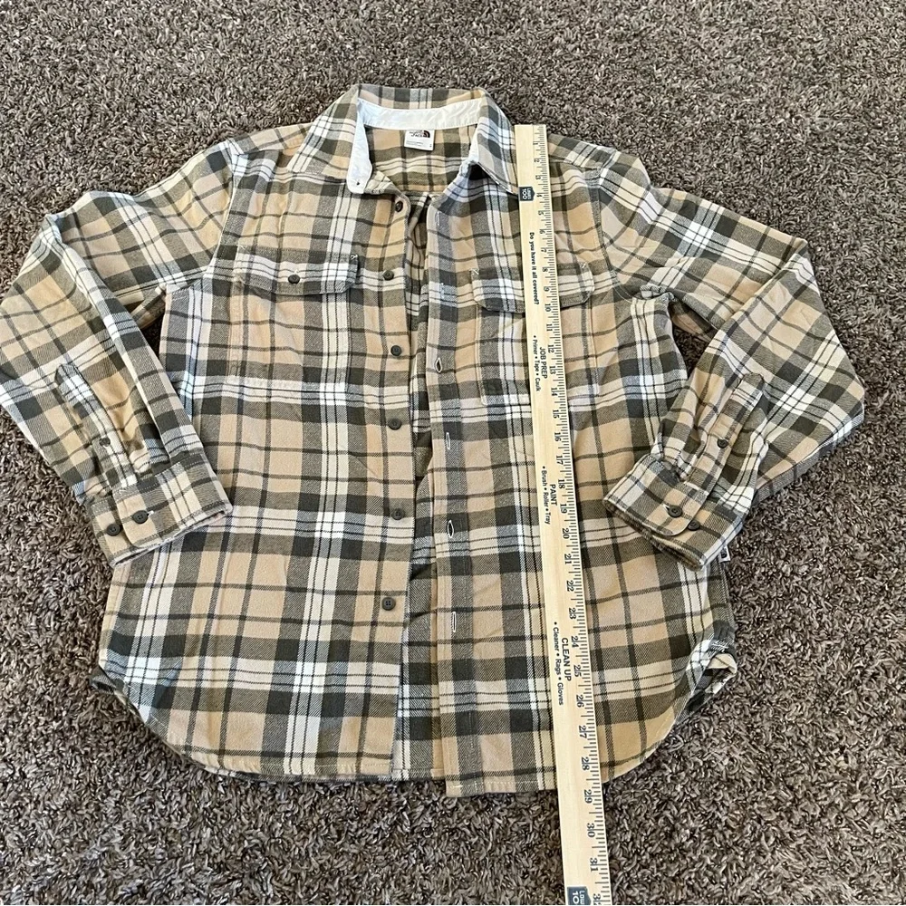 The North Face Long‎ Sleeve Plaid Flannel Button Down Shirt Men’s Size M Heavy